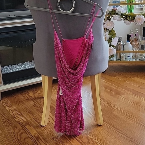 Retrofete sequin mini dress. Size small. Pink gown with beaded details. - Picture 6 of 9
